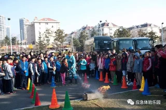 海丽雅随《奇妙梦旅行》同登青岛大剧院 ，助力应急安全科普宣教 8